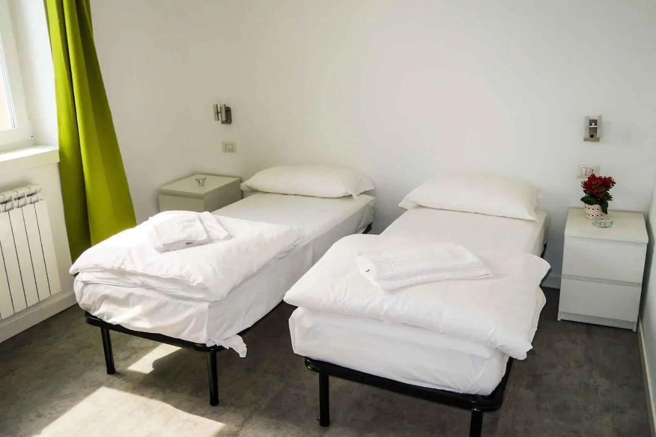 Apartments In Tremosine Sul Garda 34645