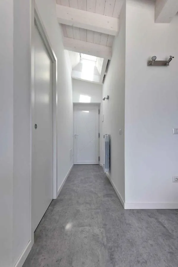 Apartments In Tremosine Sul Garda 34645