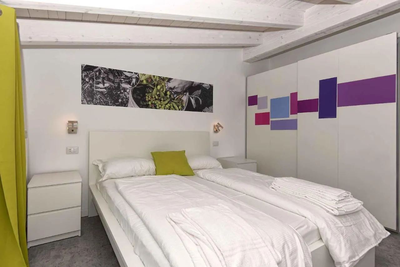 Apartments In Tremosine Sul Garda 34645